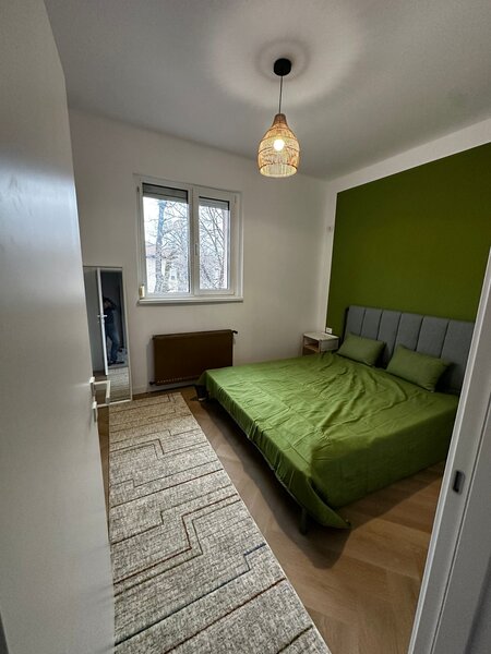 Vatra Luminoasa, Spital Monza